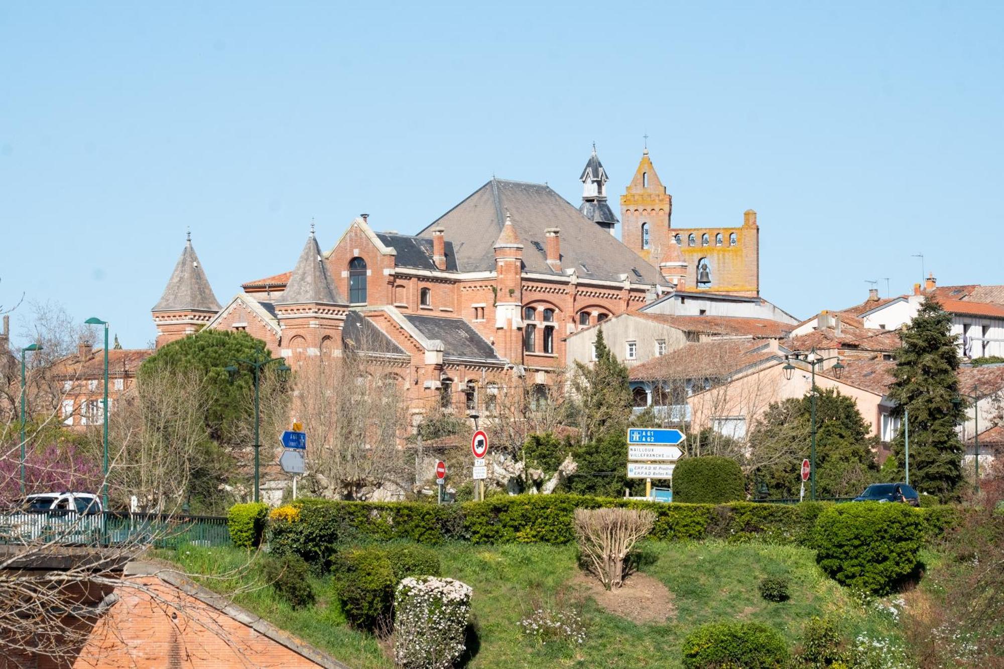 Evasions-Echappee, Centre-Ville, Gare Auterive  エクステリア 写真